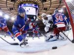 Video: Skvelý Lundqvist udržal Rangers v hre o Stanley Cup