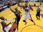 Video: Spurs opäť rozbili Miami, suverénne siahajú na titul