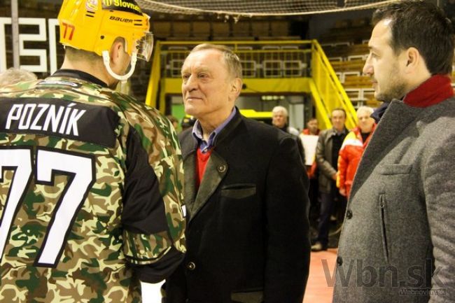 Zomrel člen hokejovej siene slávy Jaroslav Walter