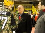 Zomrel člen hokejovej siene slávy Jaroslav Walter