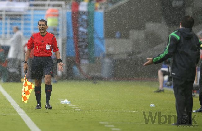 Rozhodca, ktorý na MS neuznal Mexičanom góly, zatiaľ skončil