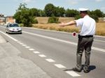 Polícia mesačne chytí stovky vodičov s vyše jedným promile