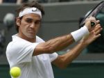 Roger Federer na Wimbledone hladko postúpil, bojuje o rekord