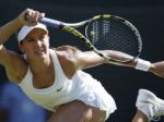 Favoritka Bouchardová vyradila na Wimbledone Hantuchovú