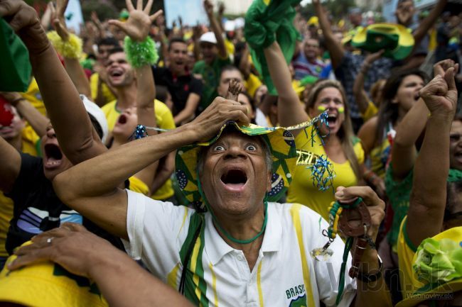 Futbalová dráma: Brazílčania dostávali infarkt, jeden zomrel