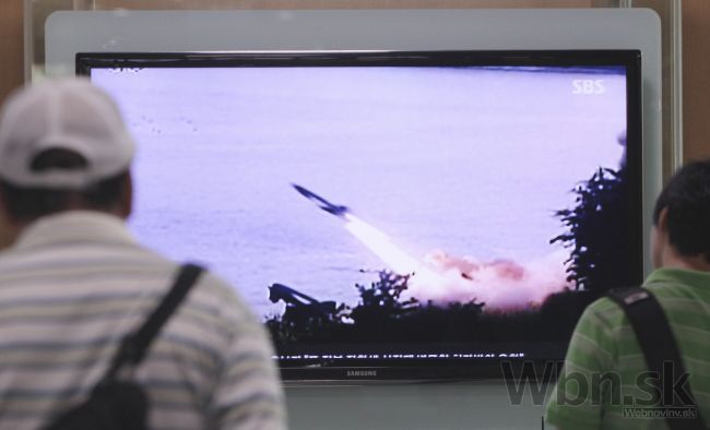 Severná Kórea skúša raketovú paľbu pod vedením Kima