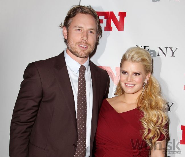 Slávna speváčka a herečka Jessica Simpson sa vydala