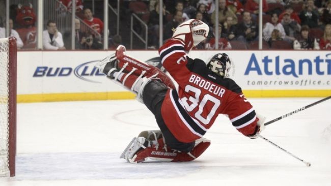 Martin Brodeur stále nemá nový klub,  v NHL je pridrahý