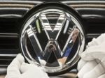 Volkswagen predal za prvý polrok najviac áut v histórii