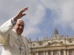 Premiérka chce podviesť pápeža, útočí slovinský biskup