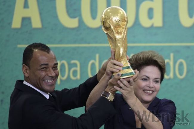 Brazílčania po debakli vyhodili zo šatne legendárneho Cafua