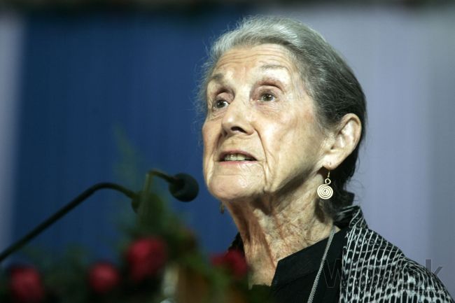 Zomrela laureátka Nobelovej ceny Nadine Gordimer