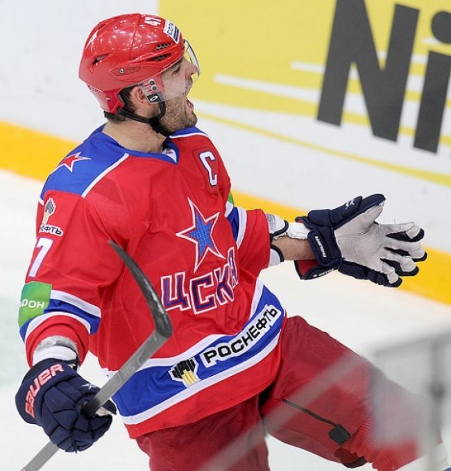 Radulov sa do NHL nechystá, má platnú zmluvu s CSKA Moskva