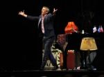 Hugh Laurie s kapelou postavili Bratislavu na nohy