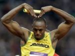 Bolt po operácii pridáva v tréningu, chce pomôcť štafete