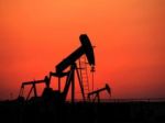 Ceny ropy a zlata reagovali na Ukrajinu a Izrael
