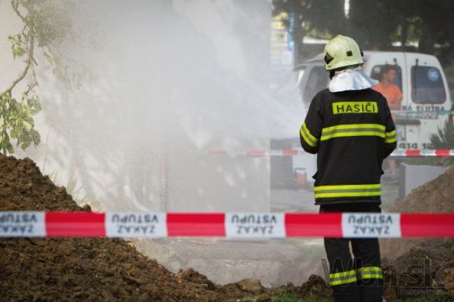 Vo výškovej budove pri bratislavskom Poluse horelo