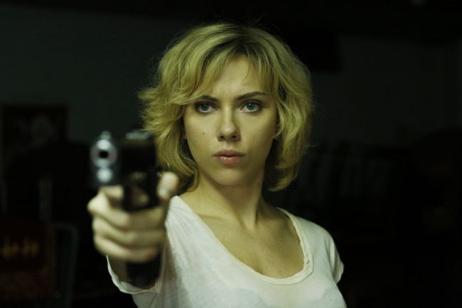 Scarlett Johansson ako Lucy v réžii Luca Bessona