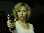 Scarlett Johansson ako Lucy v réžii Luca Bessona