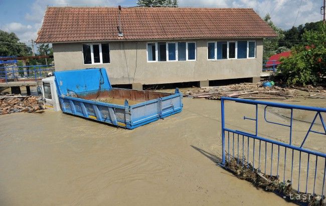 Búrky a ich dôsledky sužujú štáty strednej a východnej Európy