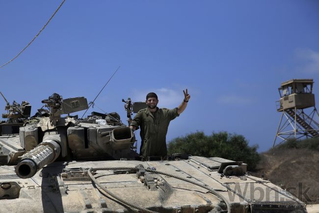 Izrael posilňuje armádu, v Gaze chcú zničiť všetky tunely
