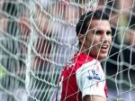 Van Persie musí po dovolenke trénovať, vynechá úvod sezóny