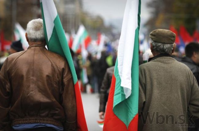 Bulharsko dostalo dočasnú vládu, premiérom je profesor práva