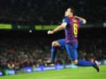 Futbalista Xavi dal zbohom španielskej reprezentácii