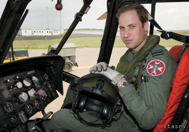 Princ William bude pilotom civilného záchranárskeho vrtuľníka