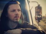 Professor Green predstavil videoklip ku skladbe Lullaby