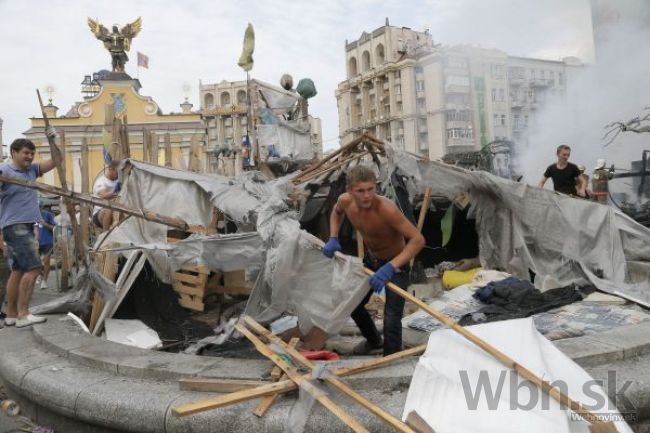 Z Majdanu zmizla posledná barikáda, Kličko dosiahol dohodu