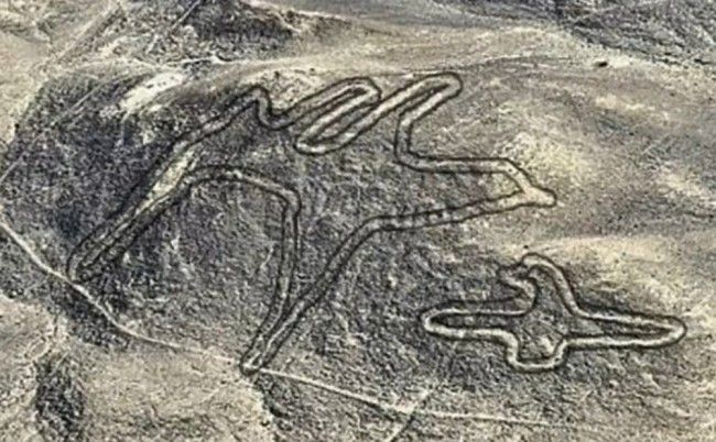 Pilot objavil v peruánskej púšti Nazca ďalšie staroveké obrazce