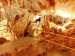 Slovenské jaskyne vynovia, opraviť majú chodníky i zábradlia