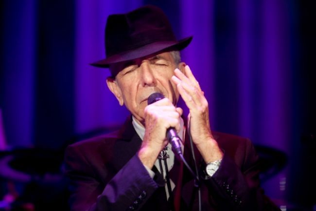 Leonard Cohen chce v septembri vydať album Popular Problems