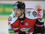 Obranca Peter Podhradský mení v KHL dres, posilní Ladu