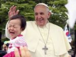 Odpaly rakiet nesúvisia s pápežovou návštevou, tvrdí KĽDR
