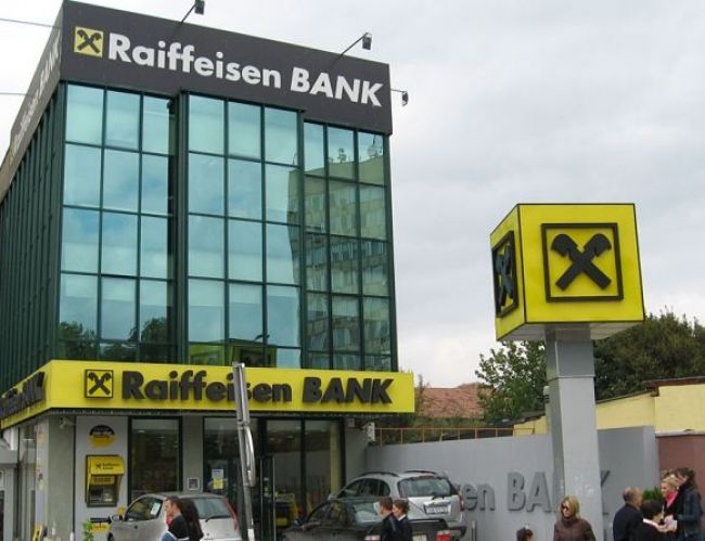 Raiffeisen Bank funguje na Ukrajine relatívne bez sťažností