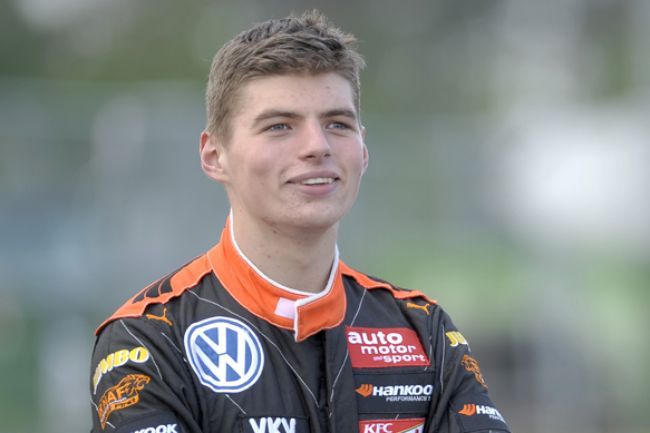 Max Verstappen sa stane najmladším jazdcom v dejinách F1