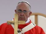 Pápež František smúti, pri autonehode mu zahynuli príbuzní