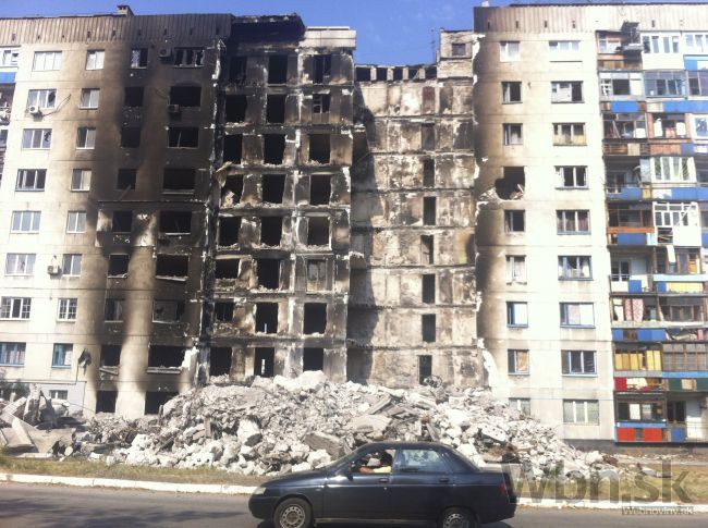Boje na Ukrajine neutíchajú, Doneck sa zmenil na bojisko