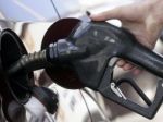 Motoristi sa môžu tešiť, benzín opäť zlacnel