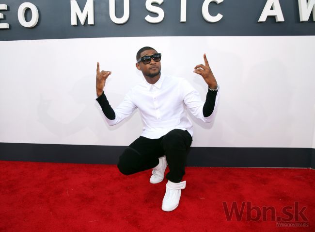 Usher zverejnil skladbu Believe Me