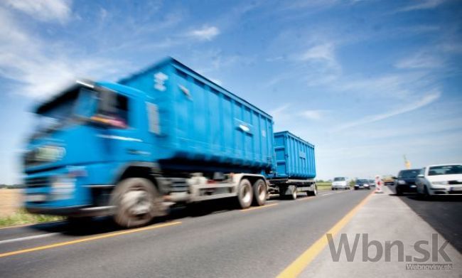 Vodiči pozor, udelila sa výnimka na dojazd pre nákladné autá