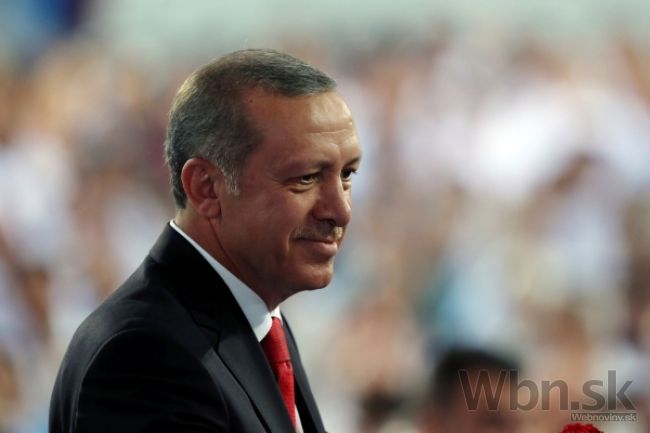 Američania na Erdoganovu inauguráciu neprídu, Lavrov áno