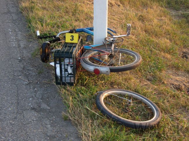 Po zrážke s nákladným autom pri Beladiciach zahynul cyklista