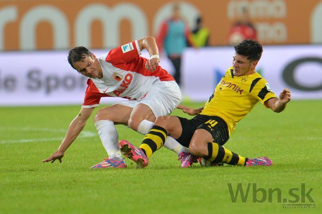 Video: Dortmund viedol v Augsburgu 3:0, ale takmer remizoval