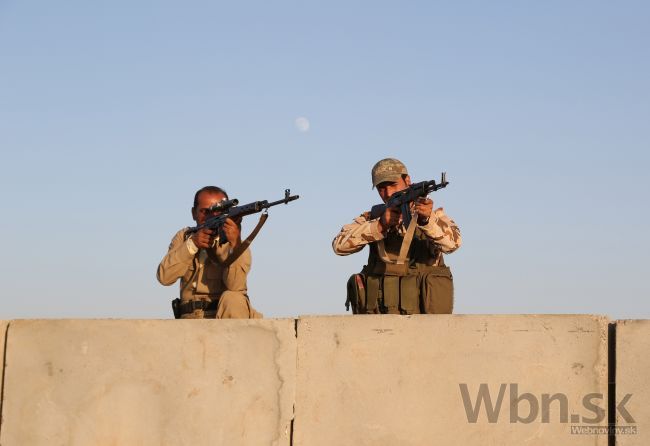 Nemecko pomôže Kurdom, do Iraku pošle zbrane aj vozidlá