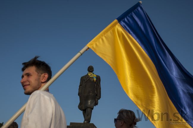 Ak boje na Ukrajine neskončia, Kyjev požiada opäť o peniaze