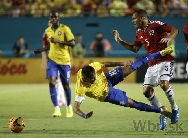 Video: Neymar strelil parádny gól, 'kanárici' vyhrali