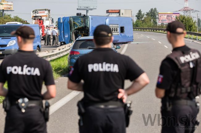 Nehoda pri Svätom Jure má druhú obeť, zomrela zranená žena